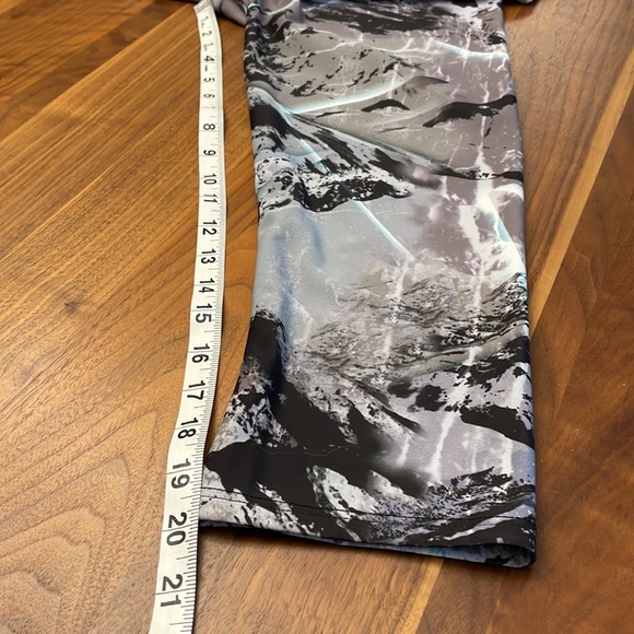 Onzie Yoga Legging M/L - Picture 4 of 5